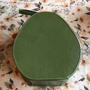 Vintage Egg Shaped Avocado Green Travel Case - Carryon Handbag - Classic Item